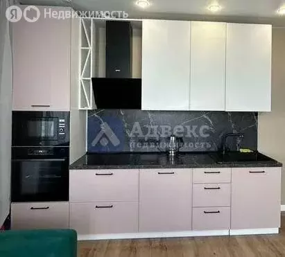 3-комнатная квартира: Дударева, улица Сергея Джанбровского, 1 (53 м) - Фото 1