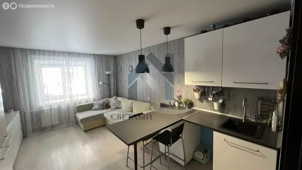 2-комнатная квартира: Барнаул, Павловский тракт, 293 (70 м) - Фото 1