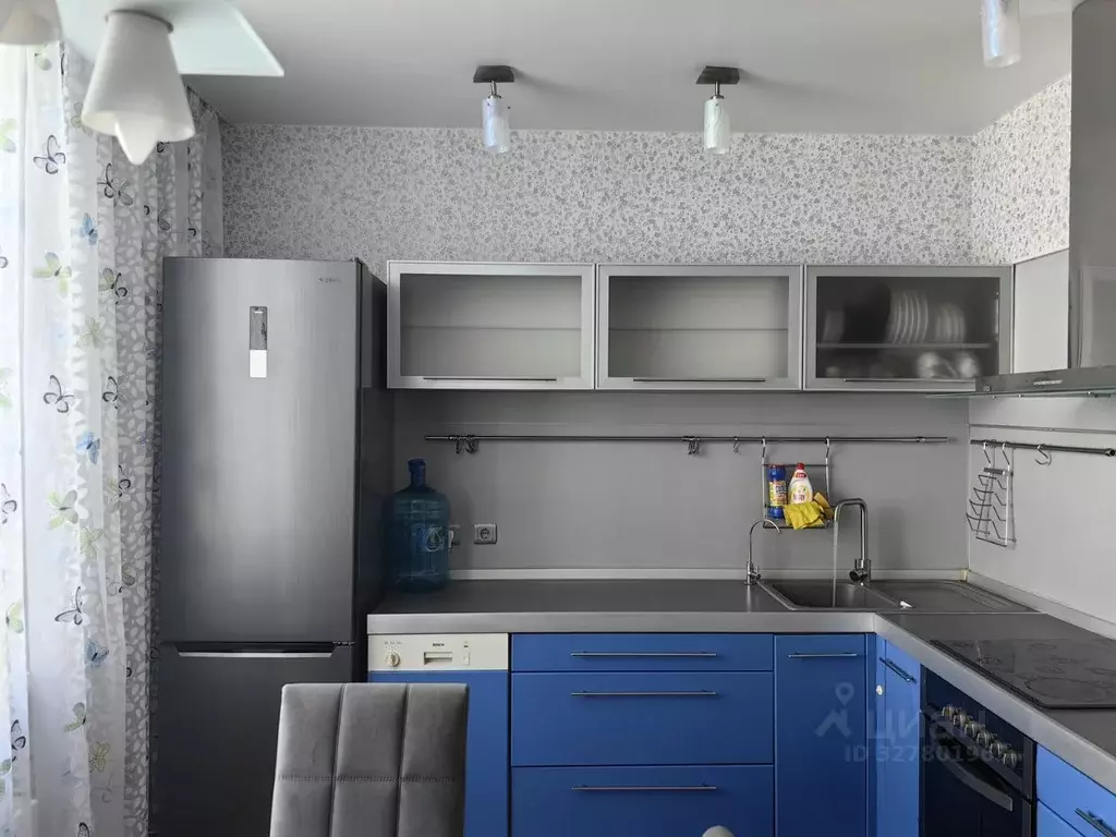 3-к кв. Свердловская область, Екатеринбург ул. Соболева, 21к1 (81.0 м) - Фото 2