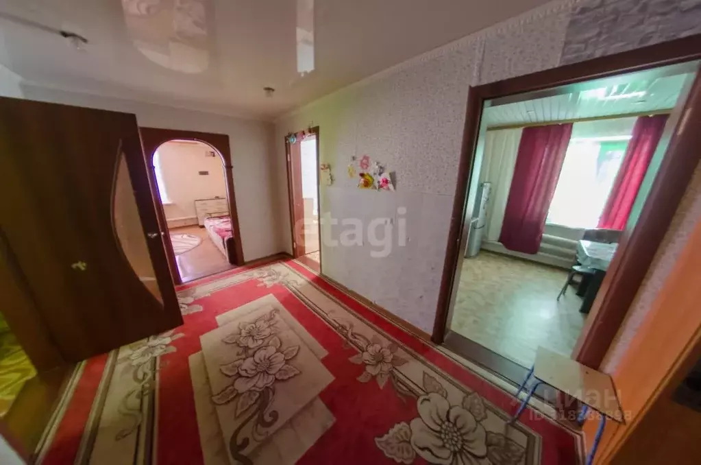 Дом в Курганская область, Шадринский муниципальный округ, с. Ичкино ... - Фото 1