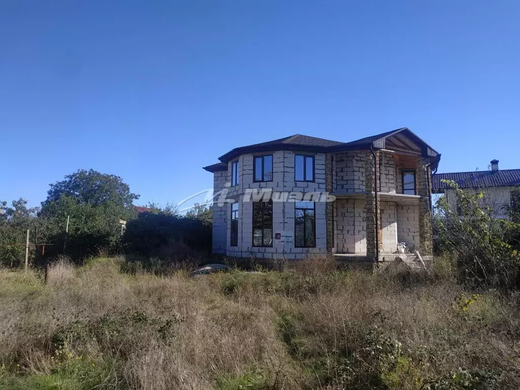 Коттедж в Крым, Сакский район, Новофедоровка пгт пер. Строительный ... - Фото 1