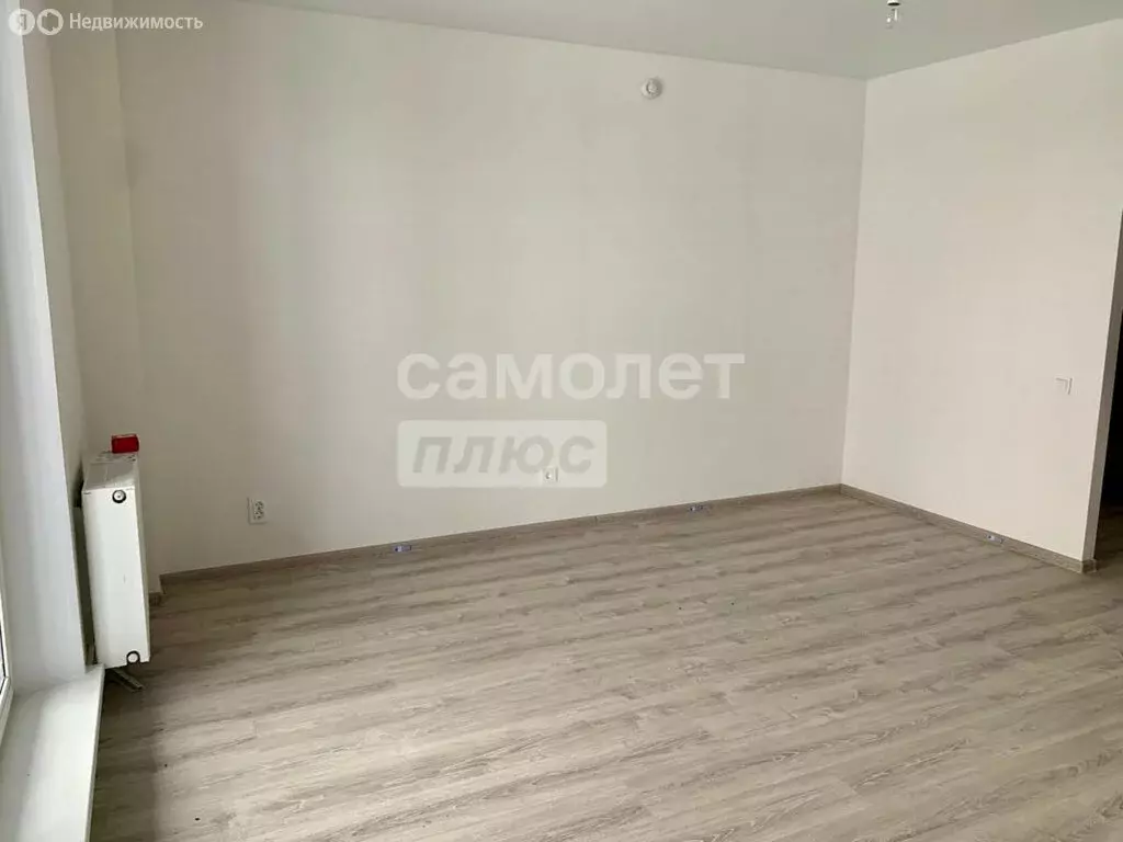 Квартира-студия: Западный, микрорайон Притяжение, улица имени ... - Фото 1