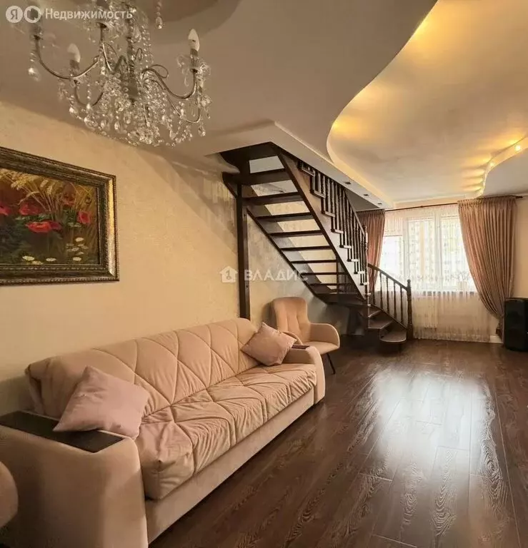 3-комнатная квартира: Калининград, улица Виктора Гакуна, 8 (84.4 м) - Фото 1