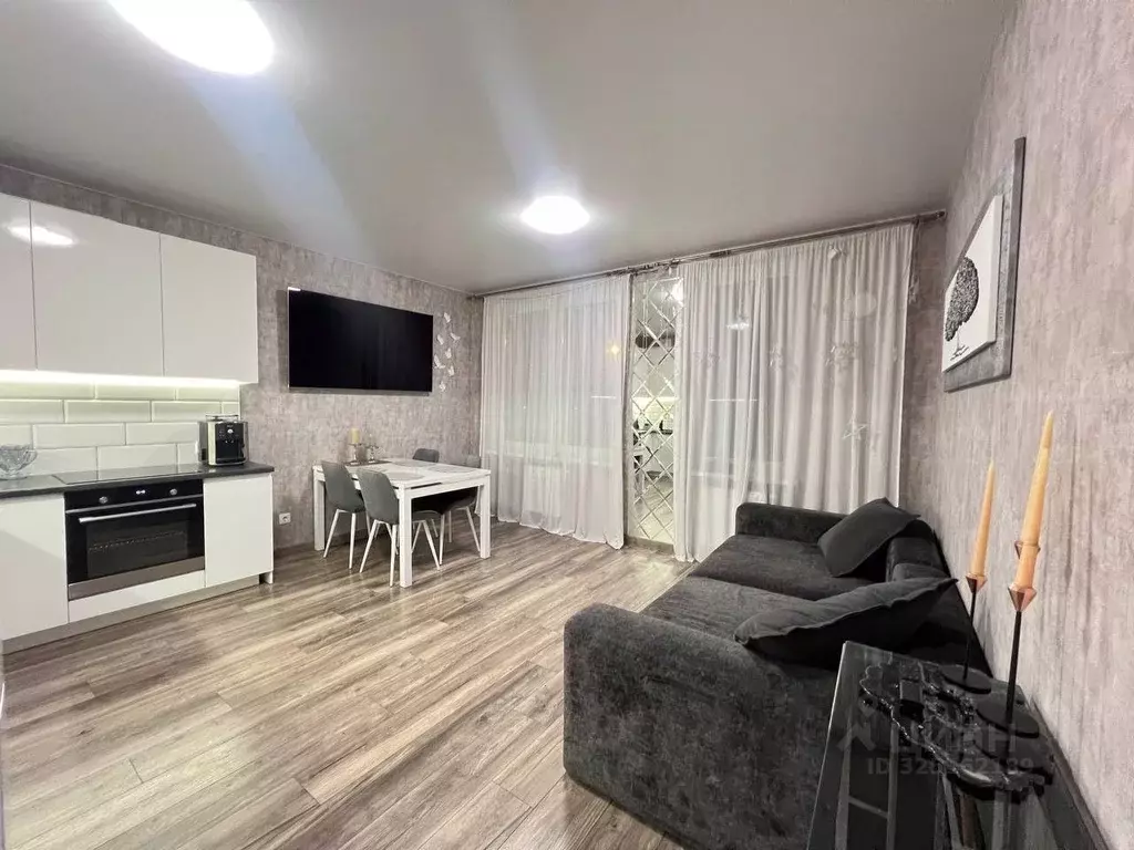 4-к кв. Карелия, Петрозаводск проезд Алексея Афанасьева, 1 (98.2 м) - Фото 1