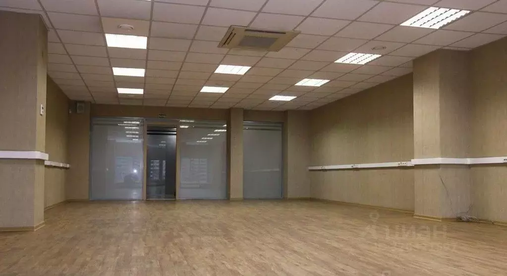 Офис в Санкт-Петербург ул. Ворошилова, 2Г6 (250 м) - Фото 1