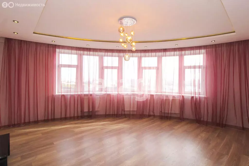 3-комнатная квартира: Тюмень, улица Малыгина, 90 (121.9 м) - Фото 2