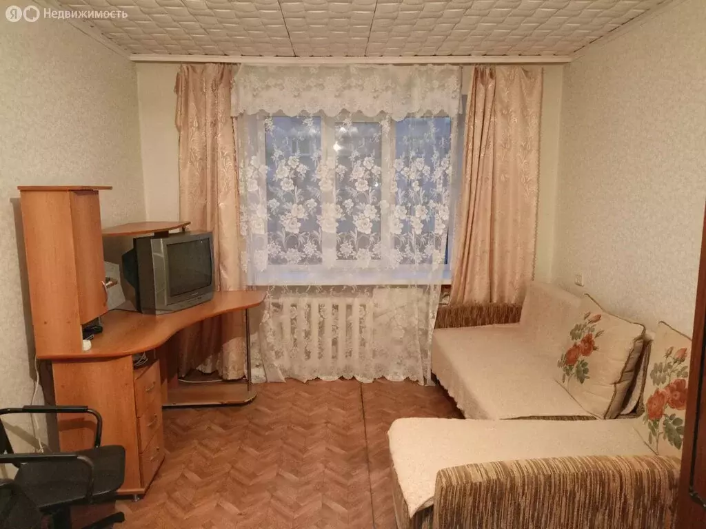 1к в 4-комнатной квартире (18 м) - Фото 1