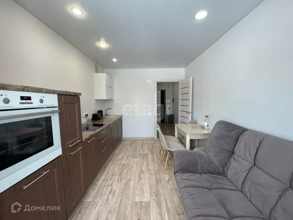 Продаётся 2-к квартира, 56.8 м - Фото 1