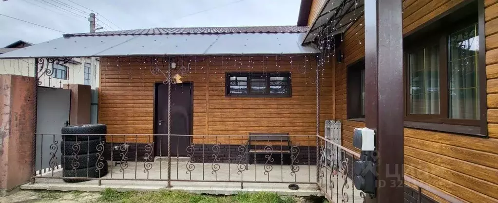 Дом в Ямало-Ненецкий АО, Новый Уренгой ул. Грибная, 33 (279 м) - Фото 1