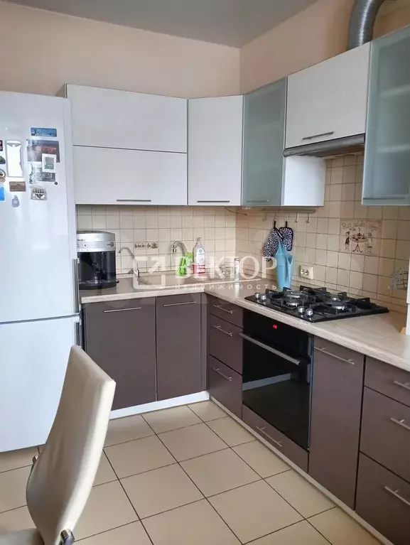 1-к. квартира, 40 м, 1/3 эт. - Фото 1