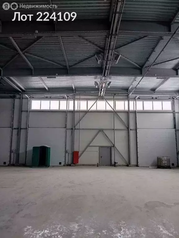 Помещение свободного назначения (2340 м) - Фото 1