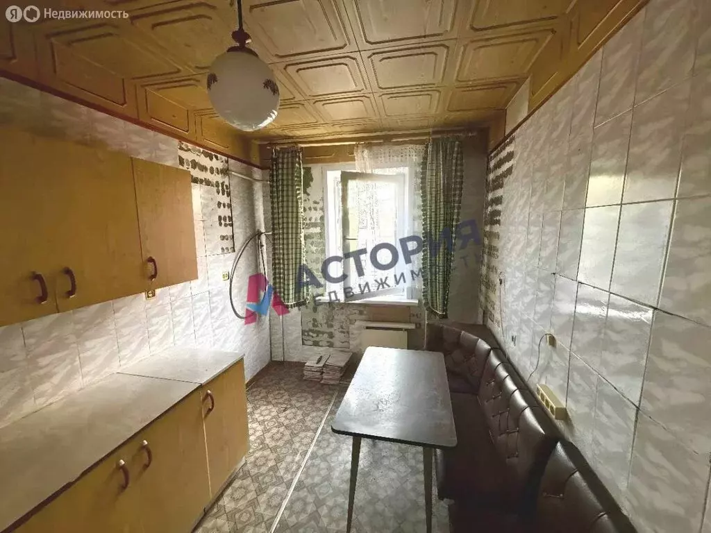 3-комнатная квартира: Тула, улица Комарова, 49А (65.9 м) - Фото 1