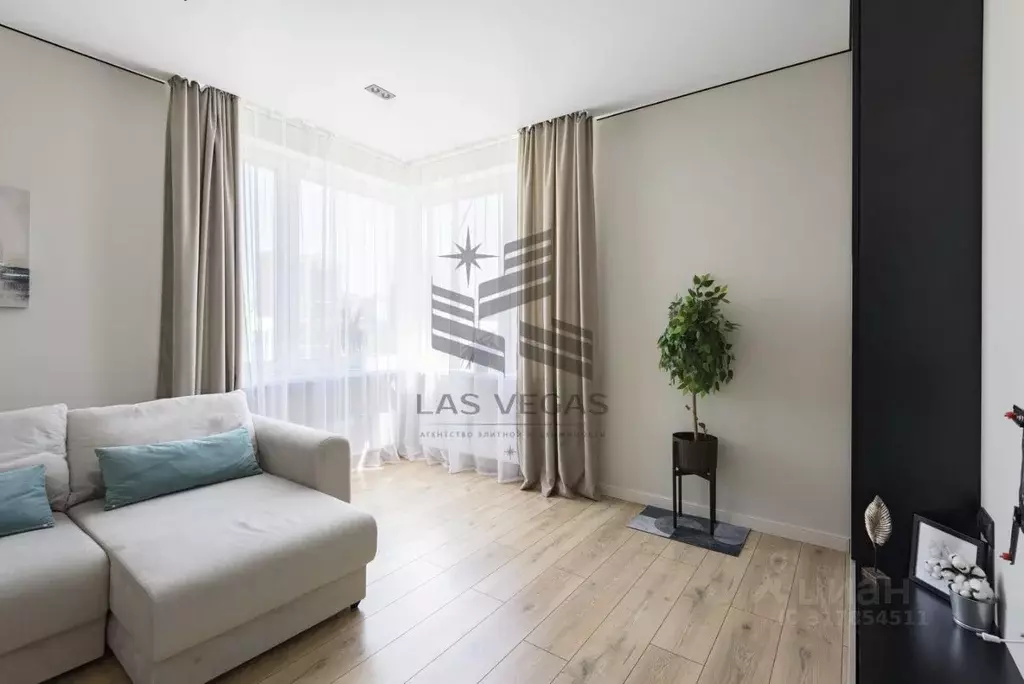 2-к кв. Татарстан, Казань ул. Мансура Хасанова, 13А (51.8 м) - Фото 0