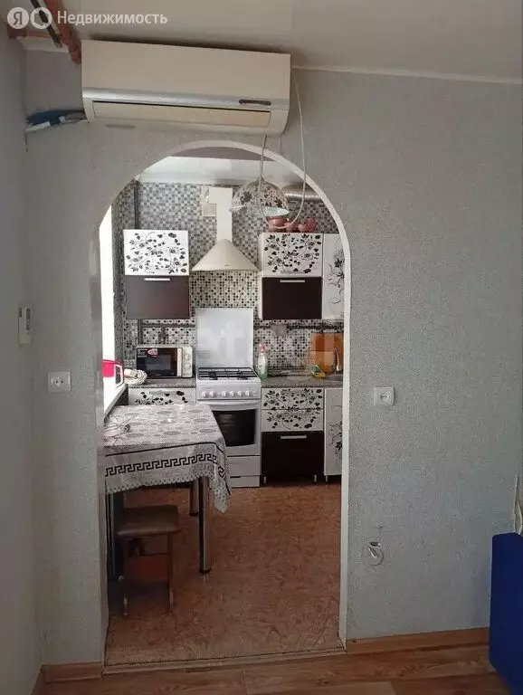 2-комнатная квартира: Астрахань, Курская улица, 74 (48 м) - Фото 1