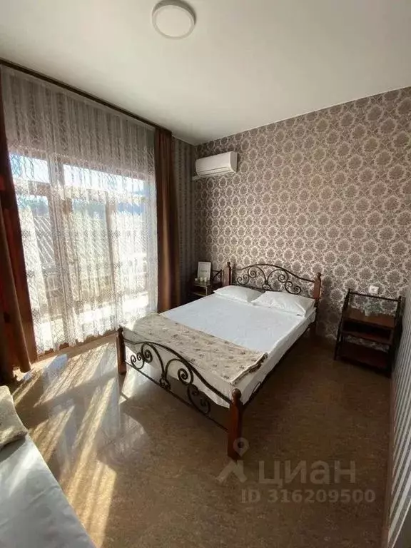 Комната Краснодарский край, Сочи ул. Енисейская, 6/20 - Фото 0