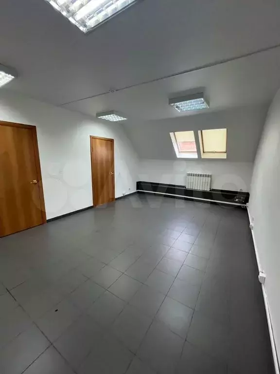 Продается офисное помещение в центре 55 м2 - Фото 0