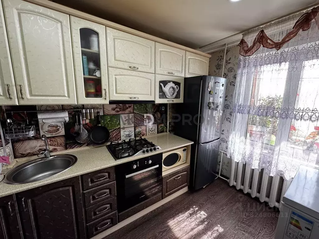 3-к кв. Алтайский край, Алейск Ульяновский пер., 104 (56.7 м) - Фото 1