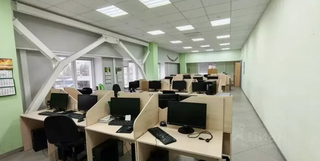 Офис в Брянская область, Брянск ул. Брянской Пролетарской Дивизии, 1Б ... - Фото 1