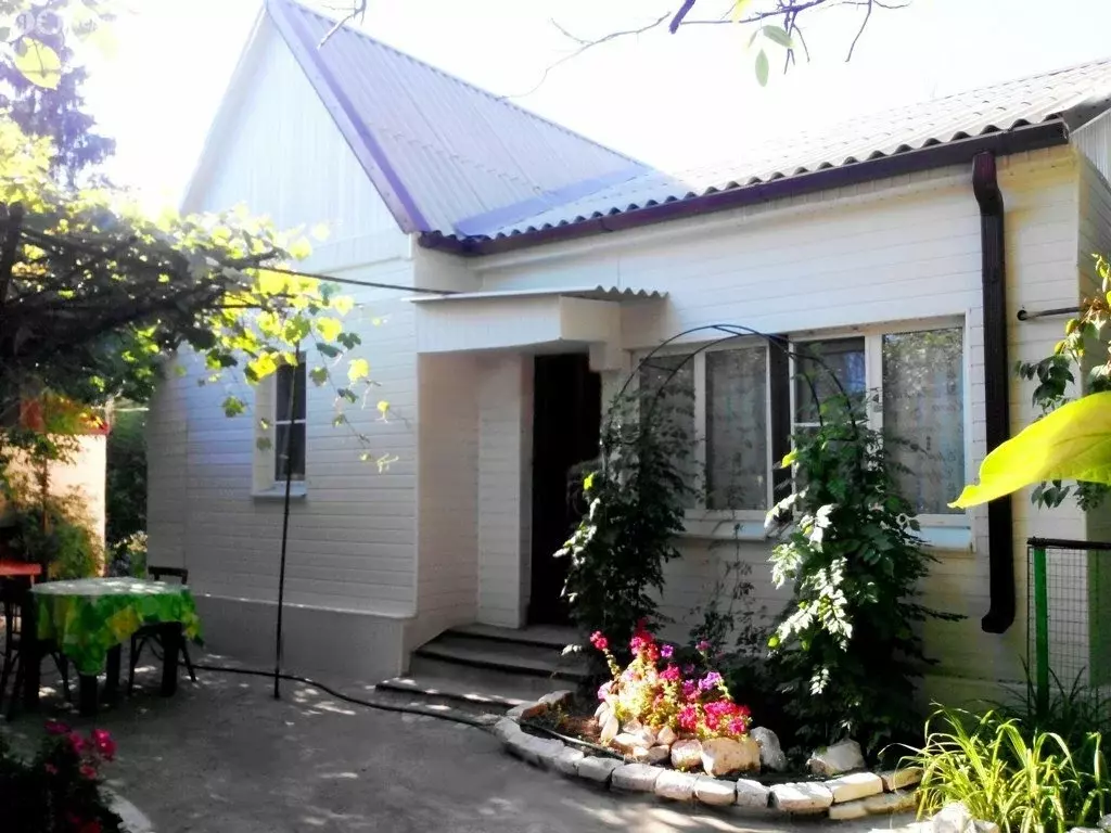 Дом в посёлок Матвеев Курган, Донецкая улица, 12 (77 м) - Фото 2