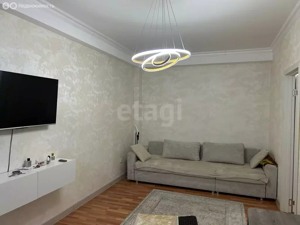 1-комнатная квартира: Махачкала, улица Эльзы Ибрагимовой, 5к6 (36 м) - Фото 1