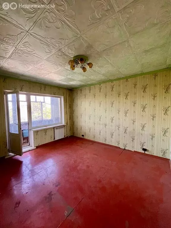 2-комнатная квартира: Саяногорск, микрорайон Енисейский, 10 (36 м) - Фото 1