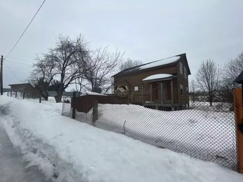 Дом в Калужская область, Перемышльский муниципальный округ, Калужская ... - Фото 1