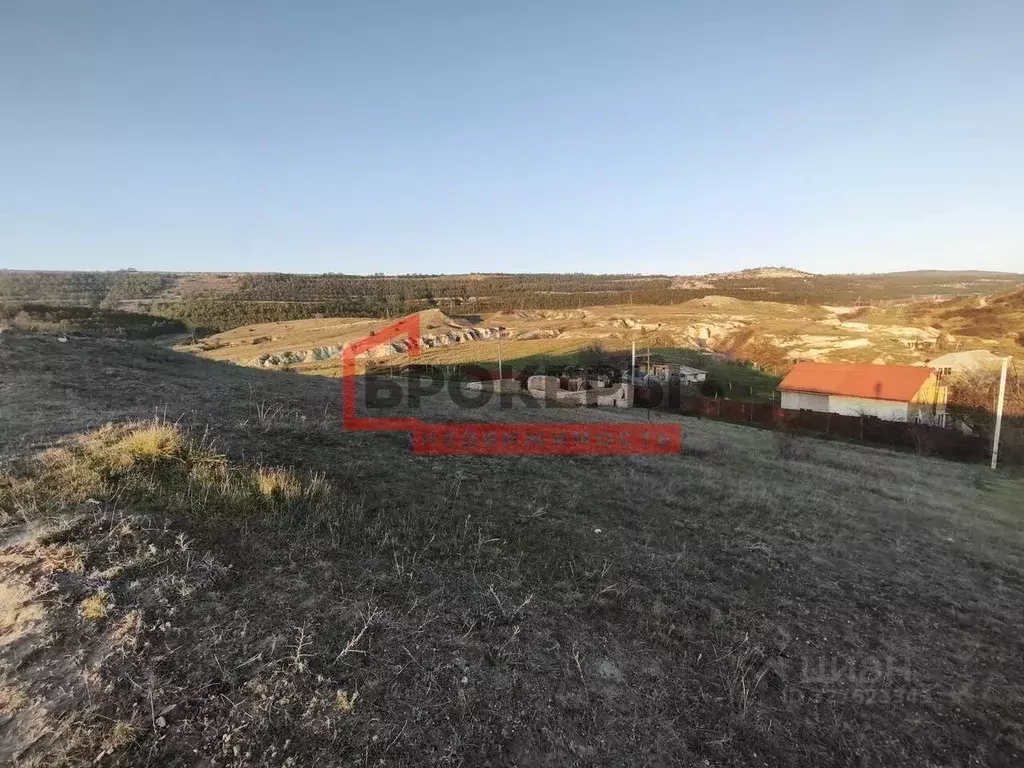 Участок в Севастополь с. Пироговка, ул. Угловая, 1 (9.0 сот.) - Фото 2