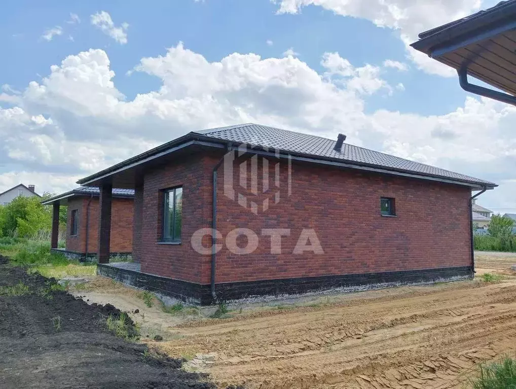 Дом в Воронежская область, Новоусманский район, пос. Отрадное ул. ... - Фото 0