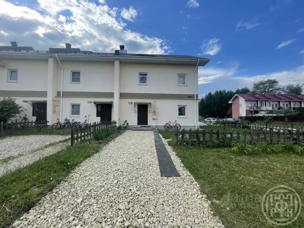 Таунхаус в Ленинградская область, Коммунар г. Гатчинский муниципальный ... - Фото 2