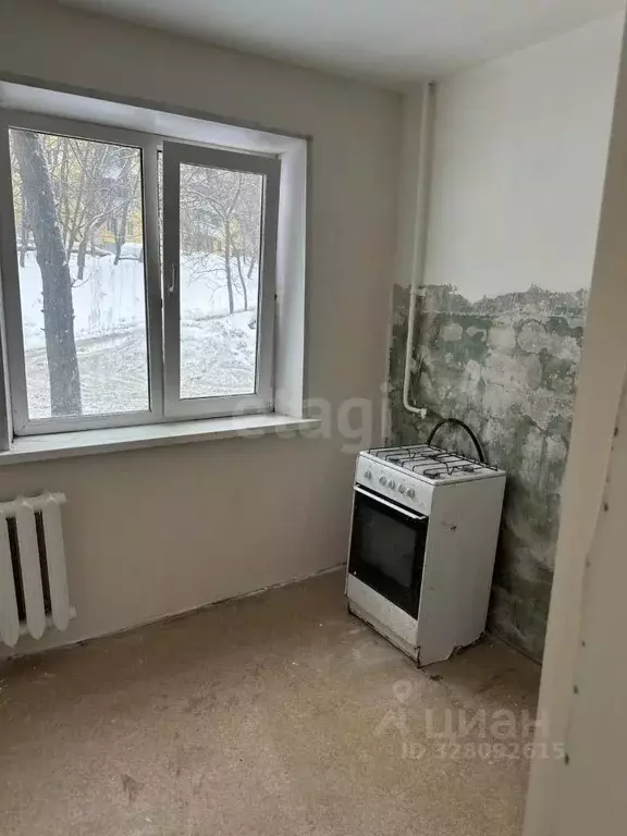 1-к кв. Башкортостан, Уфа Айская ул., 64/2 (30.0 м) - Фото 1