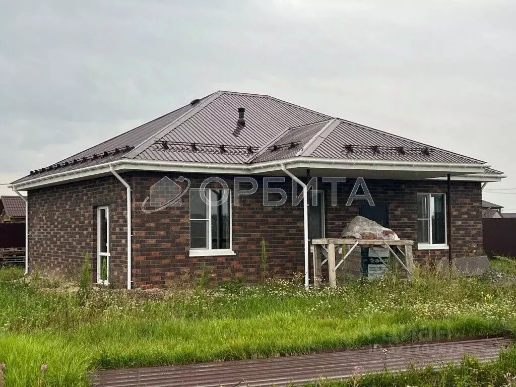 Дом в Тюменская область, Тюменский муниципальный округ, д. Малиновка ... - Фото 0