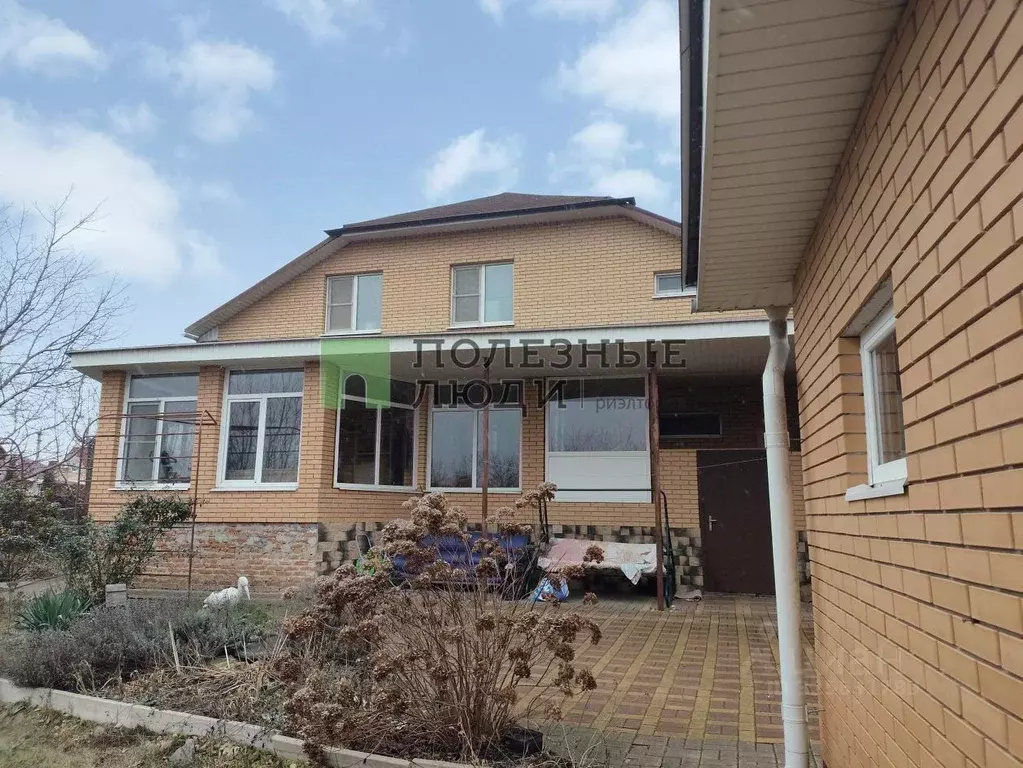 Дом в Белгородская область, Белгородский район, Тавровское с/пос, с. ... - Фото 1