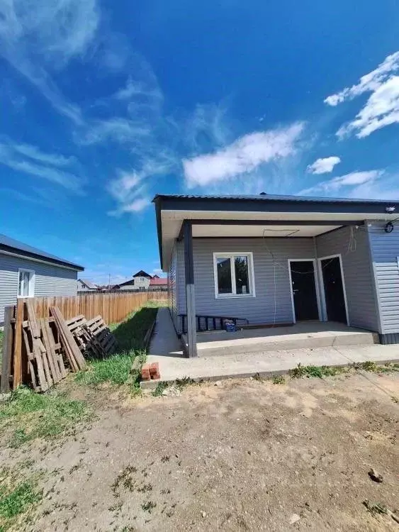 Дом в Иркутская область, Иркутский муниципальный округ, с. Хомутово ... - Фото 2