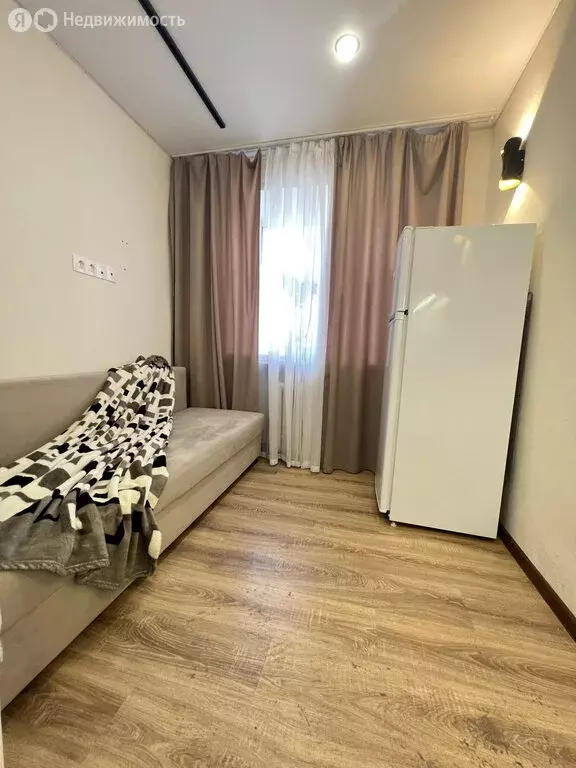 1к в -комнатной квартире (16 м) - Фото 0