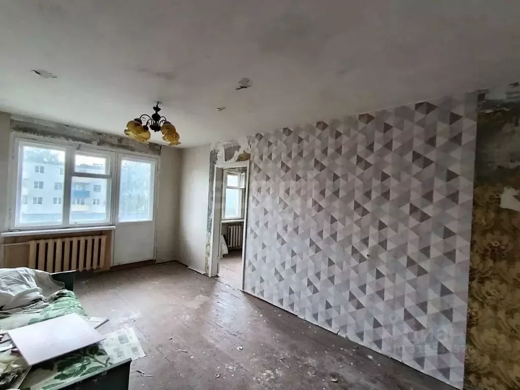 3-к кв. Псковская область, Печоры Заводская ул., 2б (55.0 м) - Фото 1