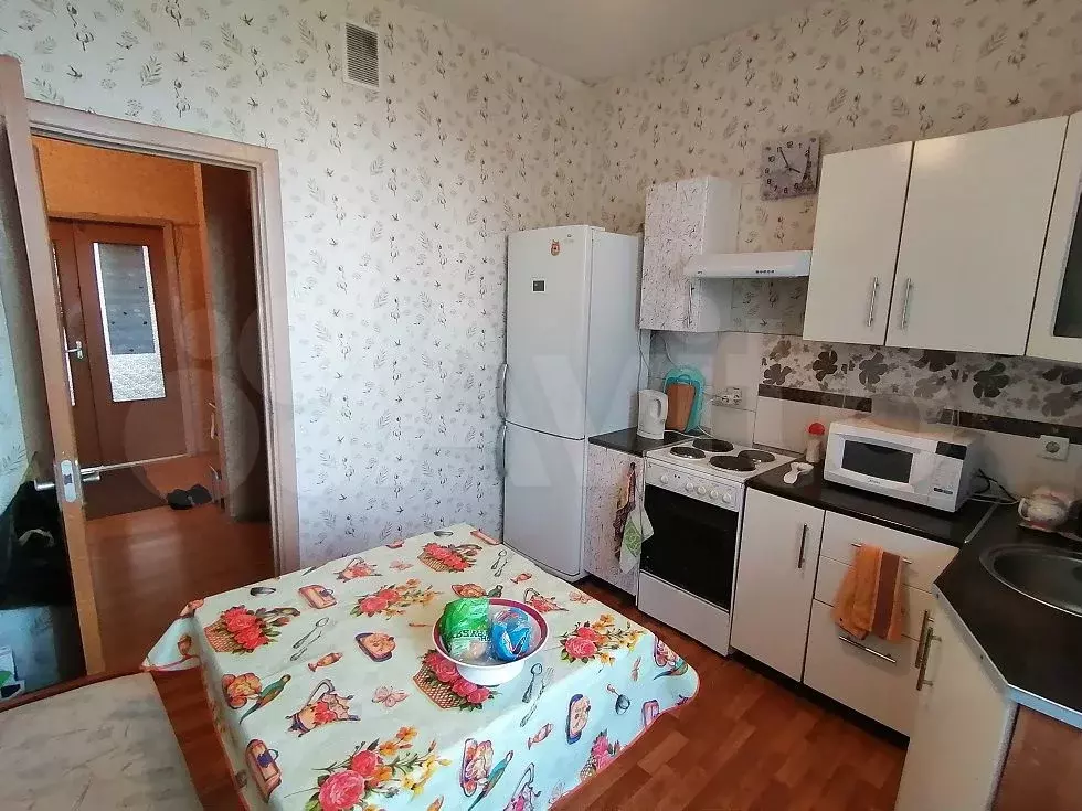 Комната 12 м в 3-к., 4/17 эт. - Фото 1