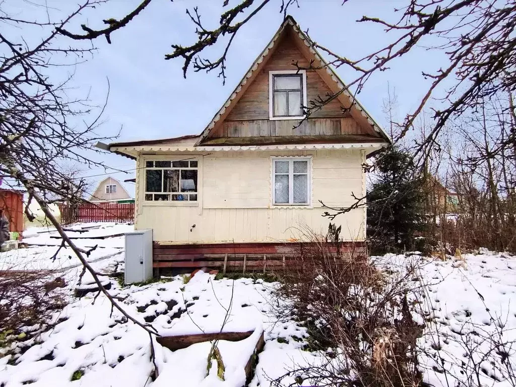 Дом в Ленинградская область, Киришский район, Кусинское с/пос, Чайка ... - Фото 1