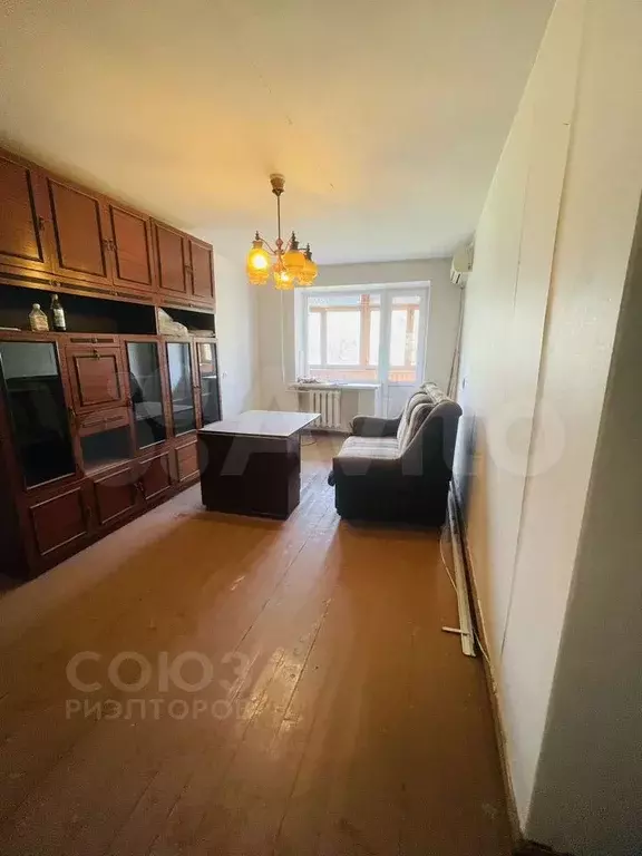 3-к. квартира, 56 м, 3/5 эт. - Фото 0