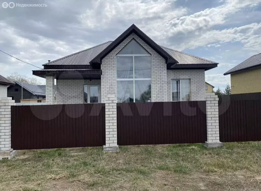 Дом в Омский район, село Усть-Заостровка (105.1 м) - Фото 1