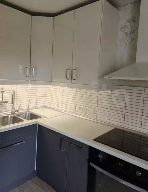2-к. квартира, 50 м, 9/17 эт. - Фото 1