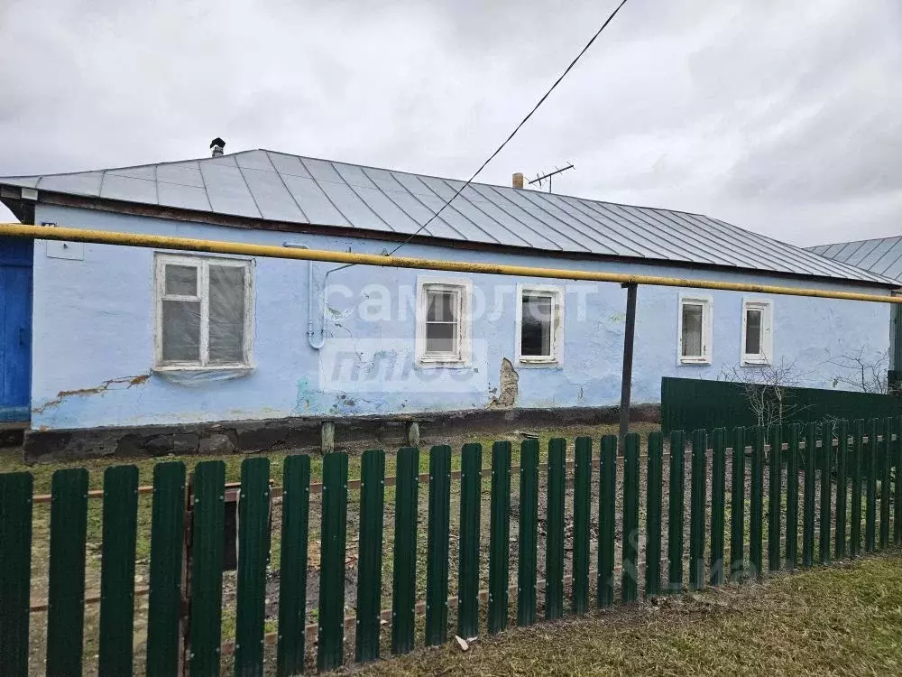 Дом в Липецкая область, Задонский муниципальный округ, д. Большое ... - Фото 1