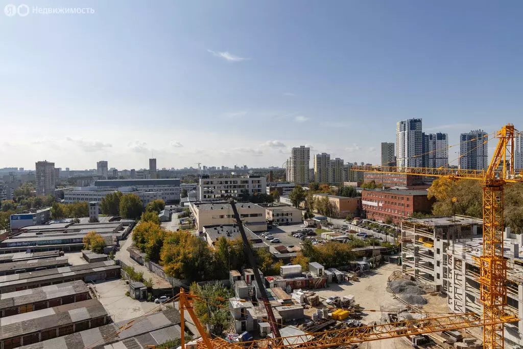 2-комнатная квартира: Екатеринбург, Черкасская улица, 5к2 (55.56 м) - Фото 1