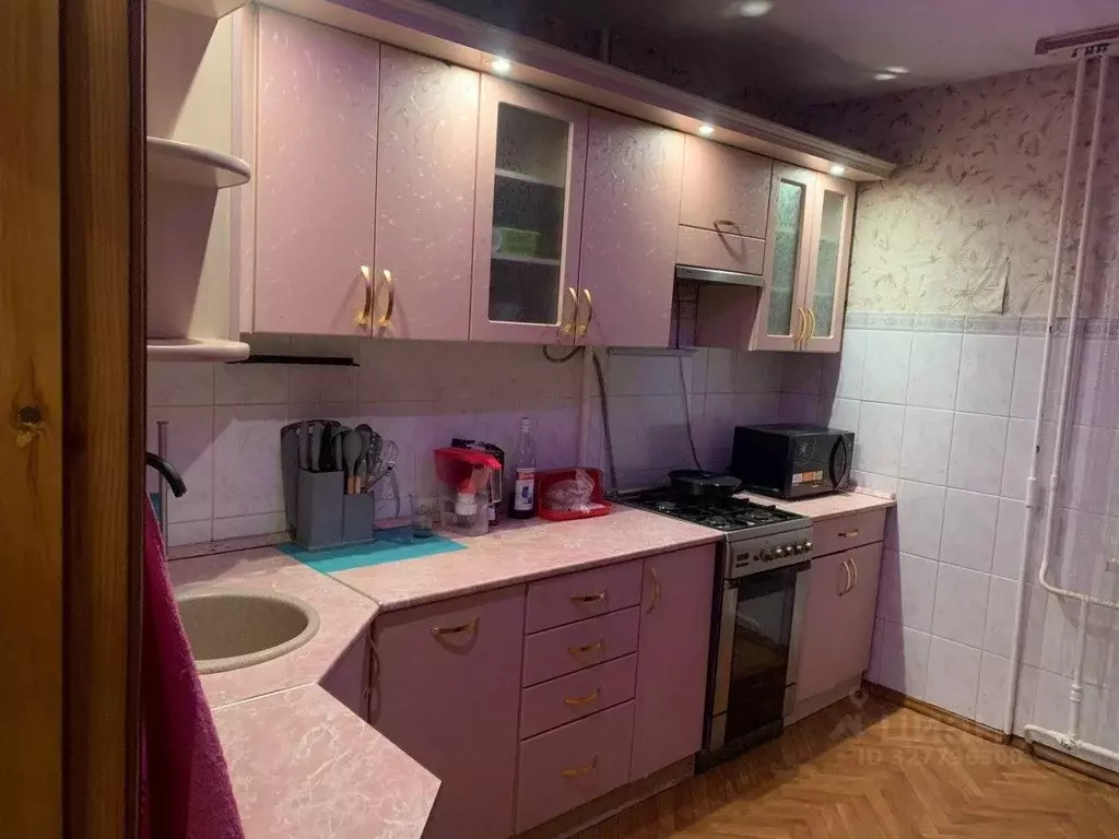 2-к кв. Псковская область, Псков Коммунальная ул., 61 (60.0 м) - Фото 1