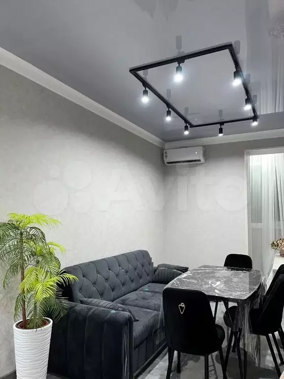 2-к. квартира, 68 м, 1/3 эт. - Фото 0