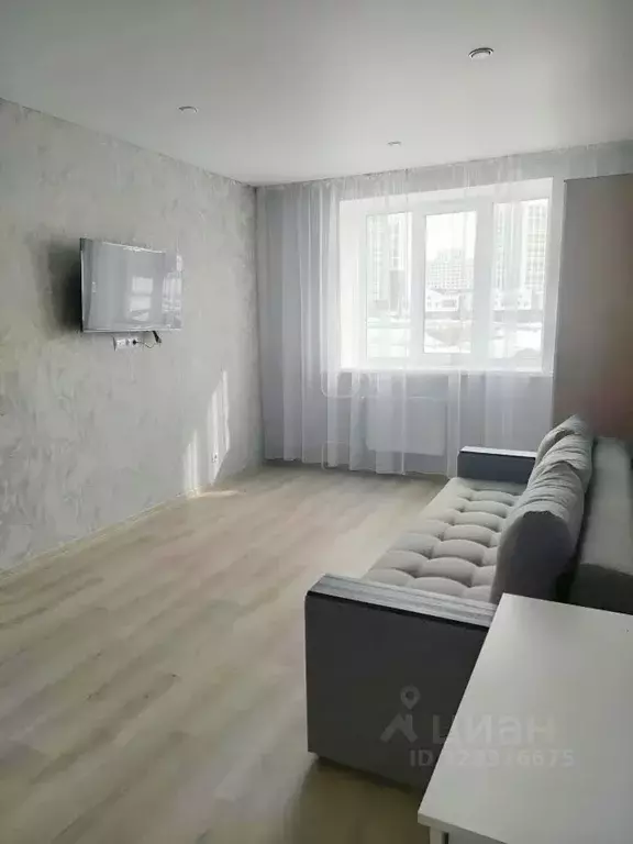 1-к кв. Пензенская область, Пенза ул. Бутузова, 7 (42.0 м) - Фото 2