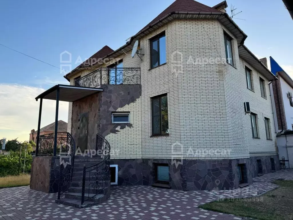 Дом в Волгоградская область, Волгоград Минераловодская ул. (318 м) - Фото 0