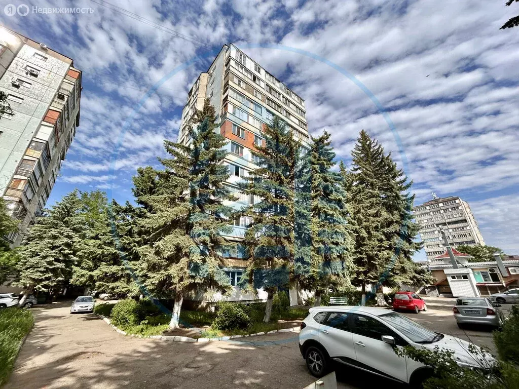 2-комнатная квартира: Ессентуки, улица 60 лет Октября, 2 (53.1 м) - Фото 1