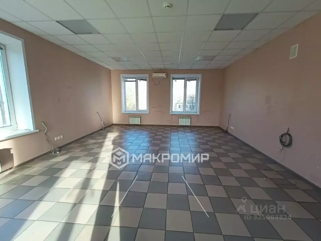 Офис в Брянская область, Брянск ул. Ульянова, 35к1 (200 м) - Фото 2