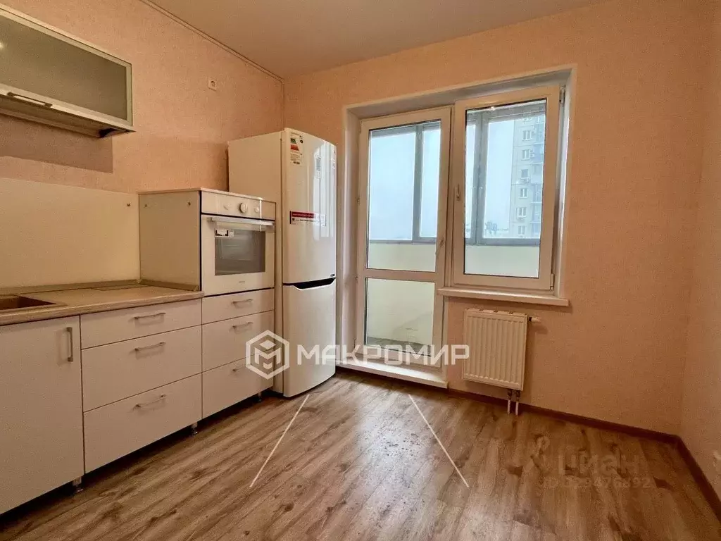 2-к кв. Челябинская область, Челябинск просп. Краснопольский, 14 (56.5 ... - Фото 2