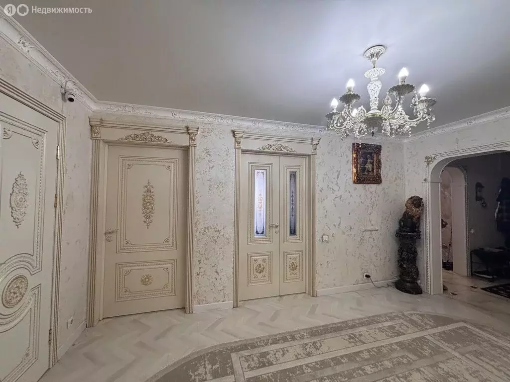 3-комнатная квартира: Копейск, улица Короленко, 2 (89.2 м) - Фото 1